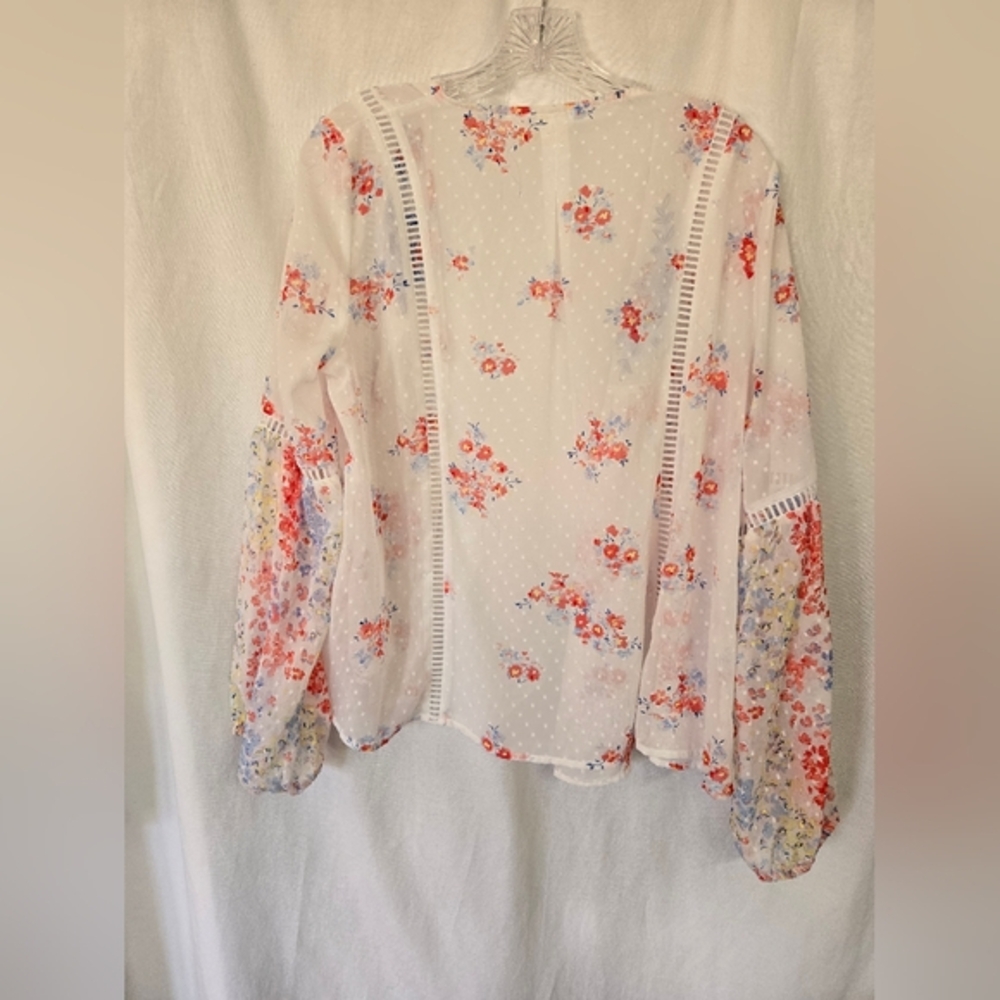 Time & Tru Kimono/Cover Up Floral Sheer Open Front White & Colorful Print Size M - Picture 4 of 8